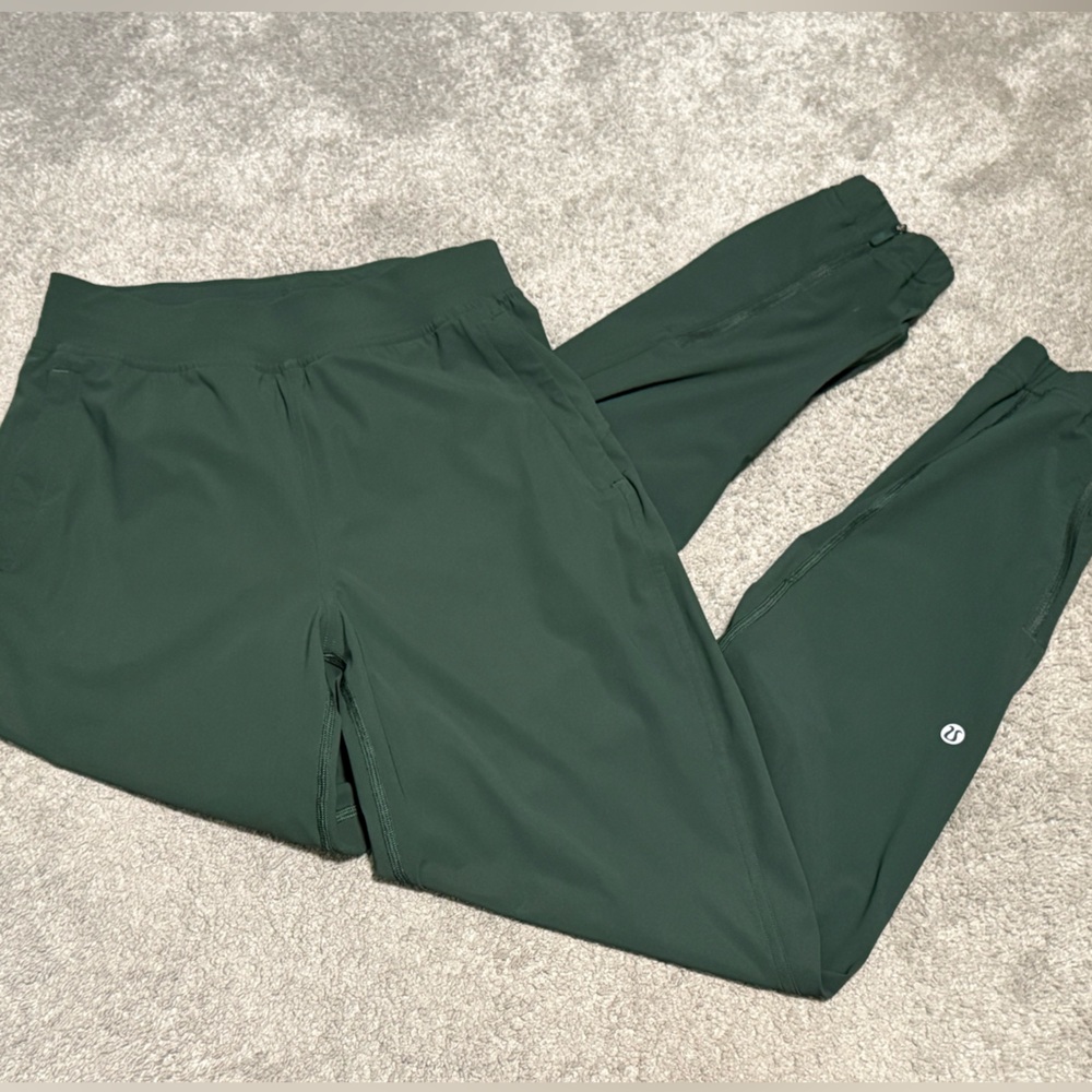 Lululemon Athletica Adapted State Joggers Size 2 Green